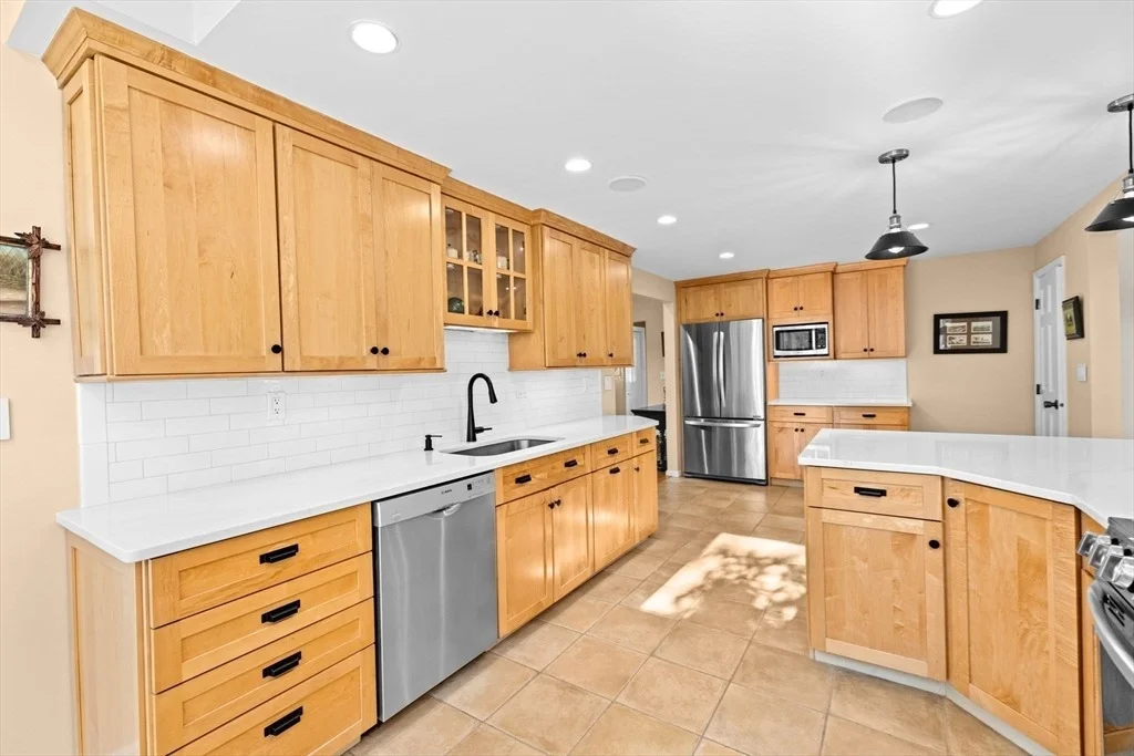 Photo of 16 Three Ring Rd