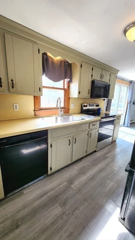 Photo of 113 Scituate Rd