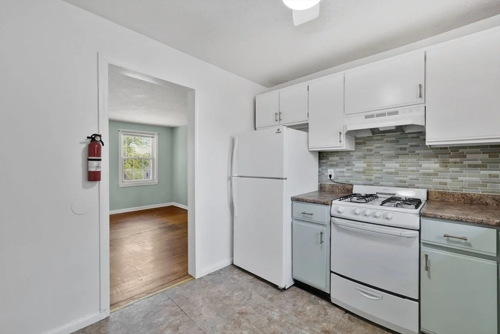 Photo of Unit 2A at 524 Cold Spring Ave