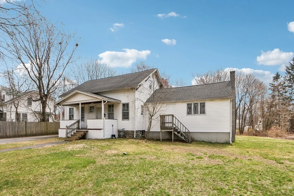 Photo of 6 Idalla Ave