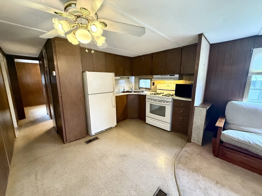 Photo of 38 Lark Dr