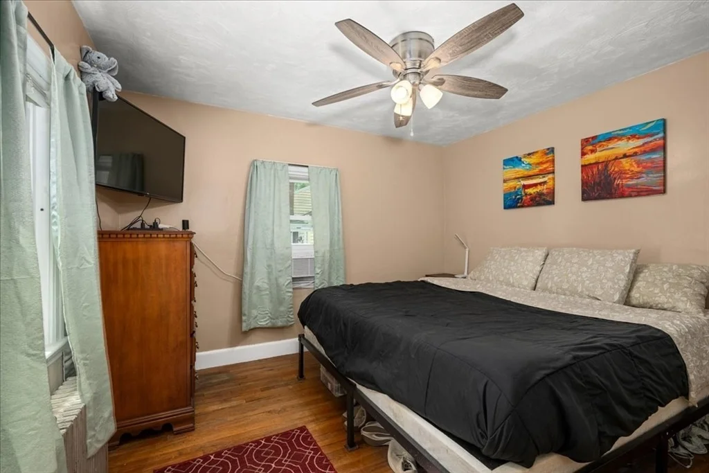 Photo of 27 Lavallee Ter