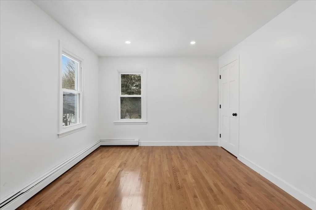 Photo of 430 Brook Bend Rd