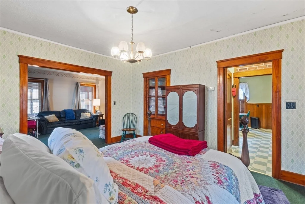 Photo of 35 Chesterfield Rd