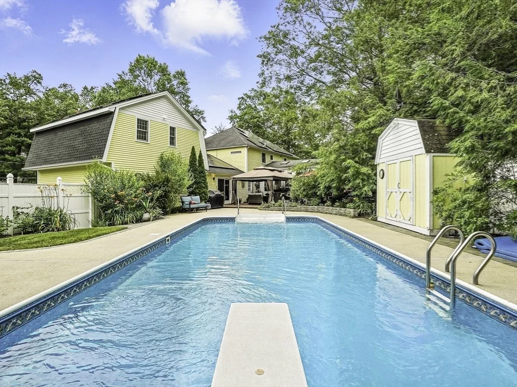 Photo of 9 Oak Hill Road
