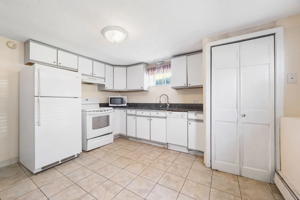 Photo of 5 Manter Ct