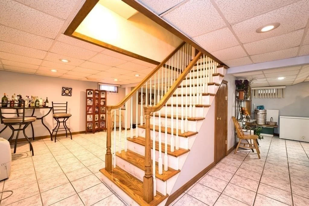 Photo of 70 River Road