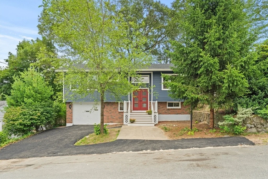 Photo of 48 Lansing Rd