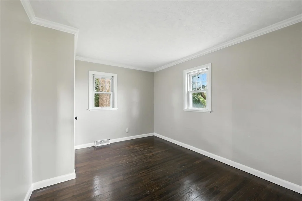 Photo of 69 Willard Ave