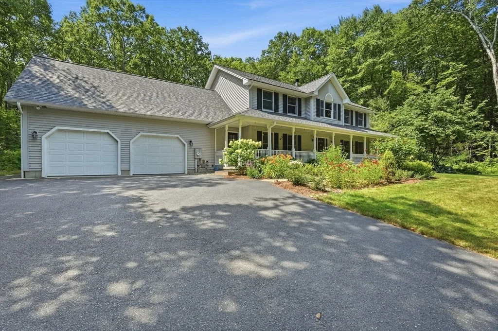 Photo of 46 Laurel Hill Rd