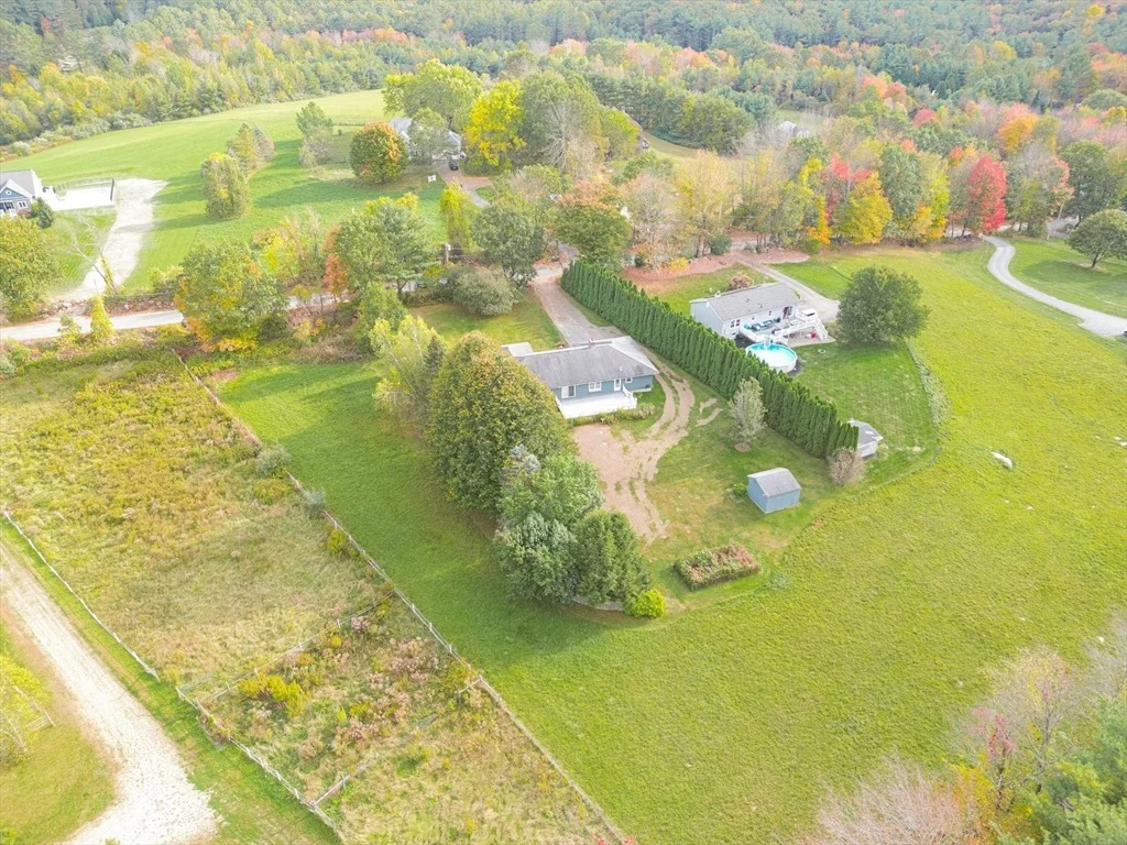 Photo of 621 Woods Road