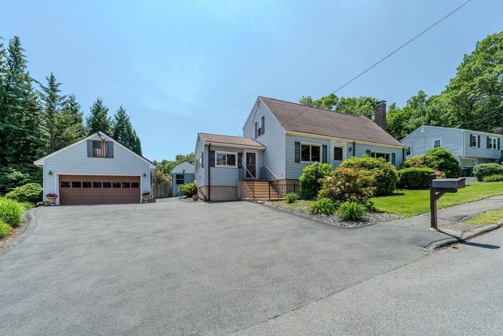 Photo of 2 Otis St