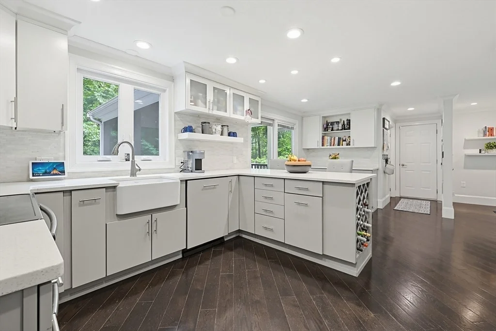 Photo of 1 Leone Ln