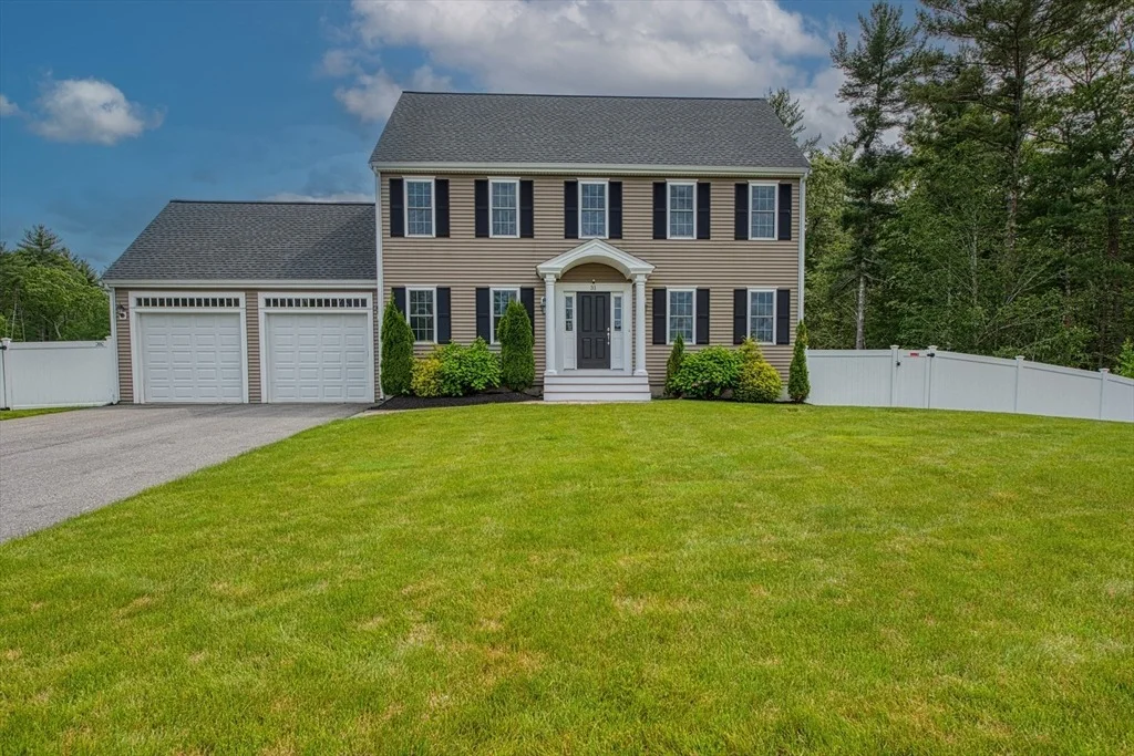 Photo of 31 Pocksha Dr