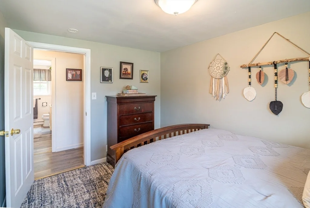 Photo of 213 Pomfret