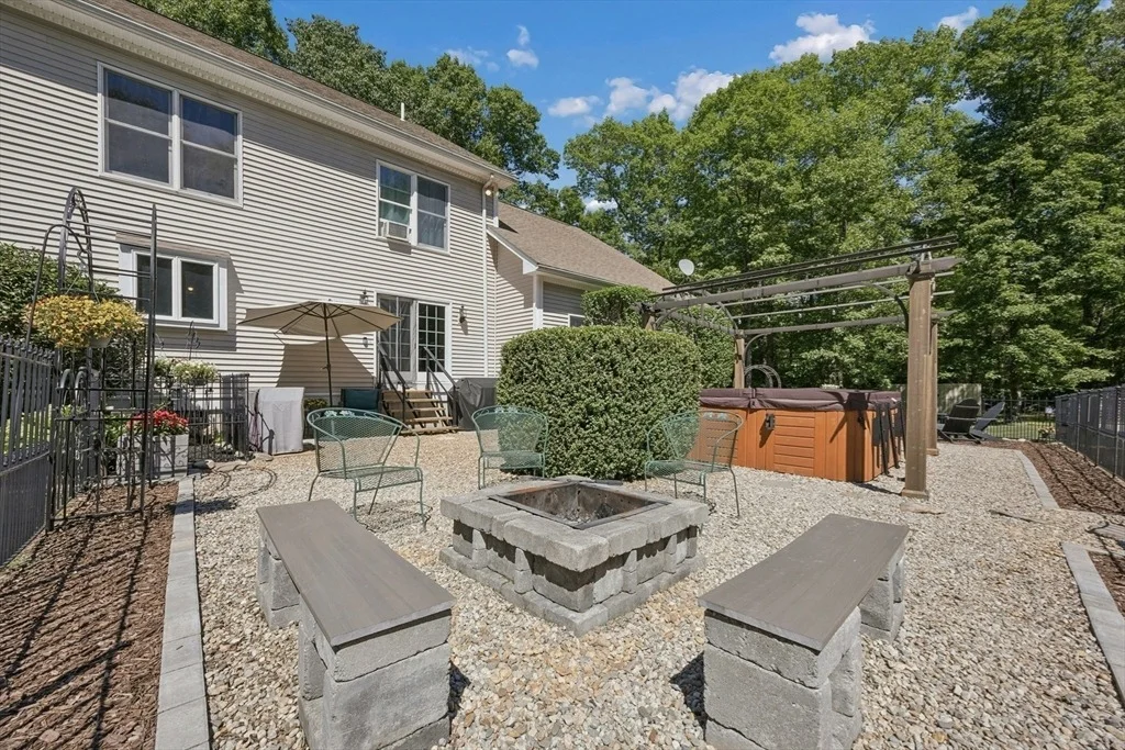 Photo of 203 Maple St