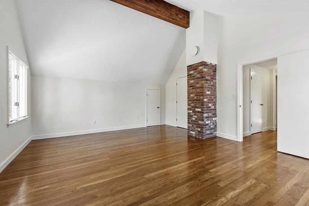 Photo of 35 Chestnut St