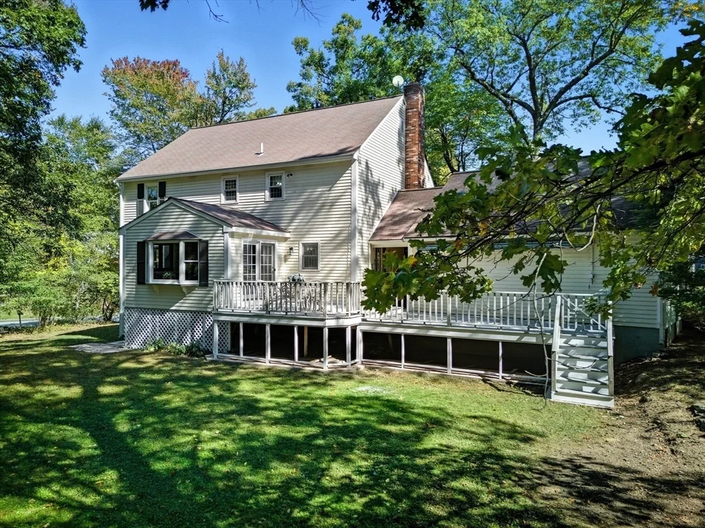 Photo of 114 Lodi Rd
