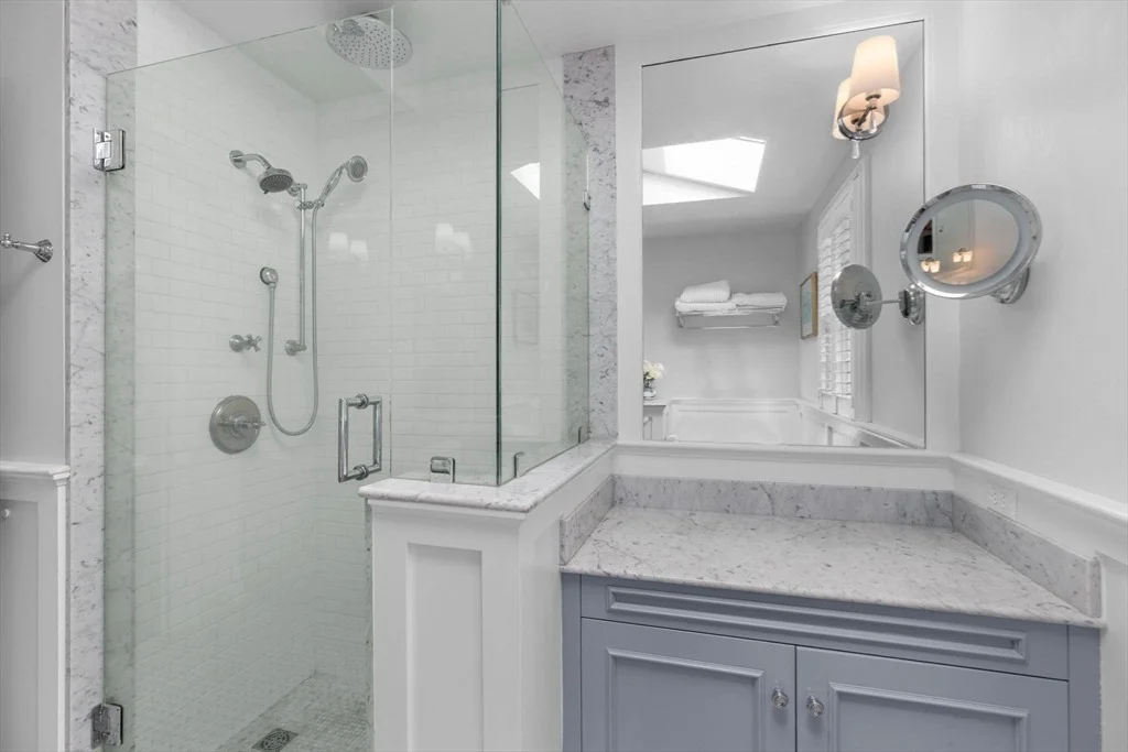 Photo of 38 Whiton Ave