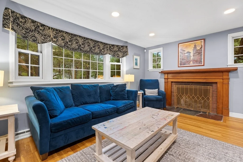 Photo of 471 Pond Street