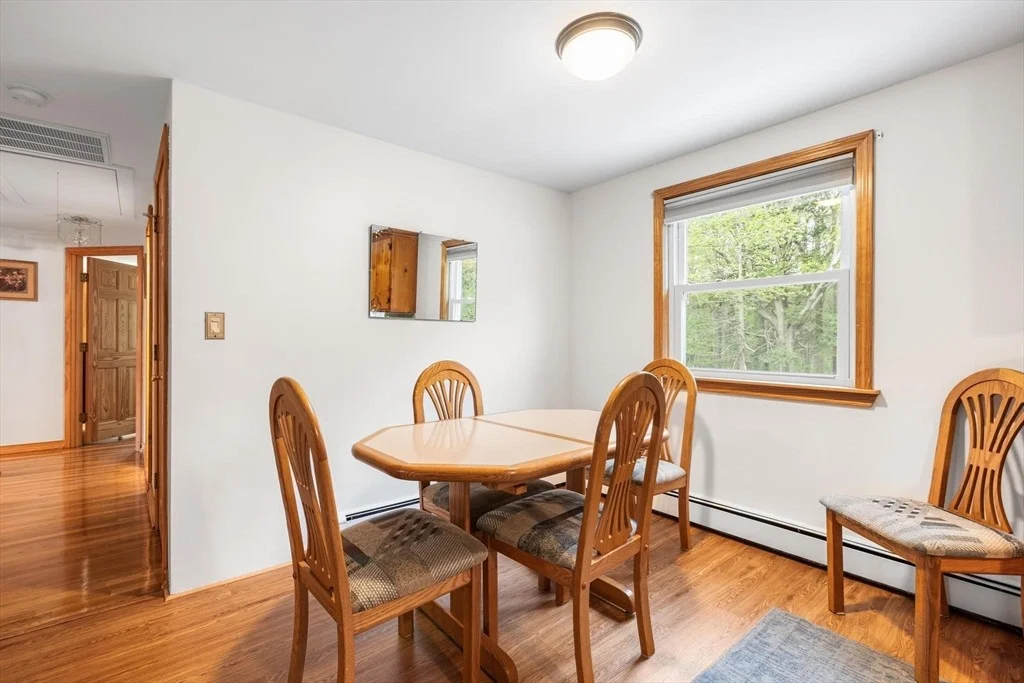 Photo of 44 Batchelder Road