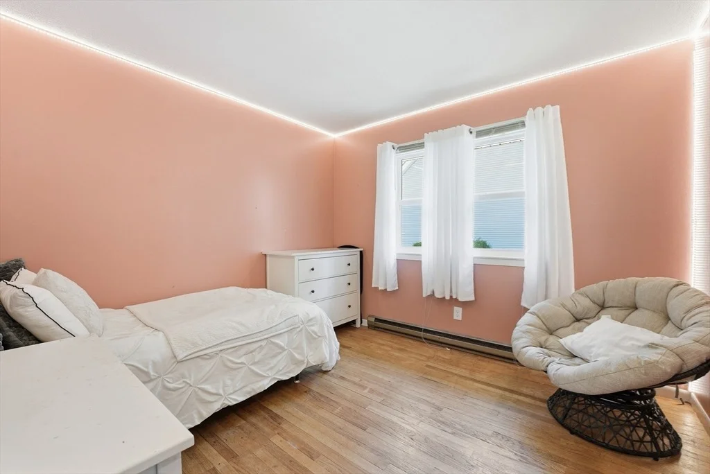 Photo of 35 Beaumont Ave