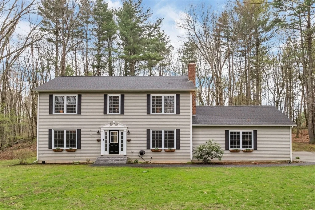 Photo of 9 Juniper Ridge Road