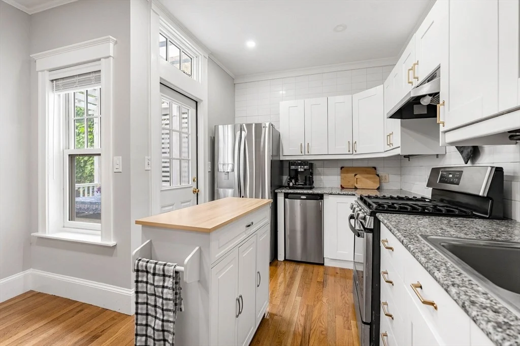 Photo of 14 Curry Cir