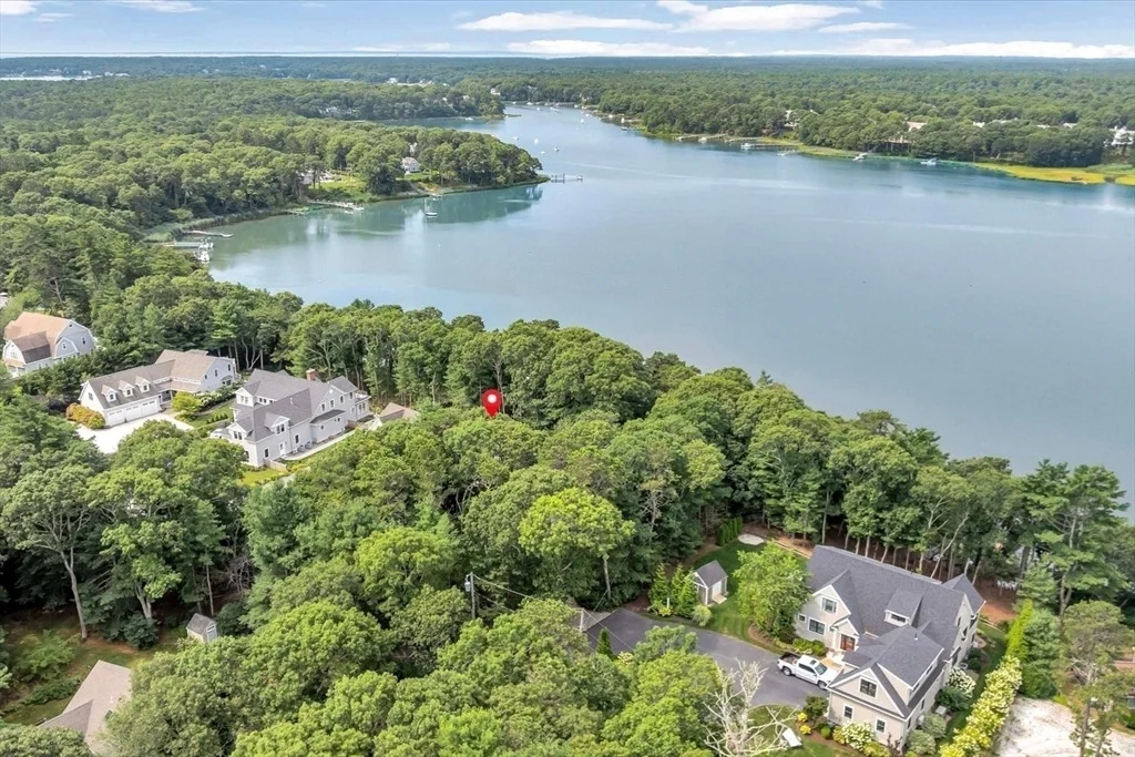 Photo of 132 Bay Road