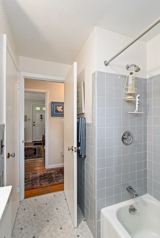 Photo of 13 Harlow Dr