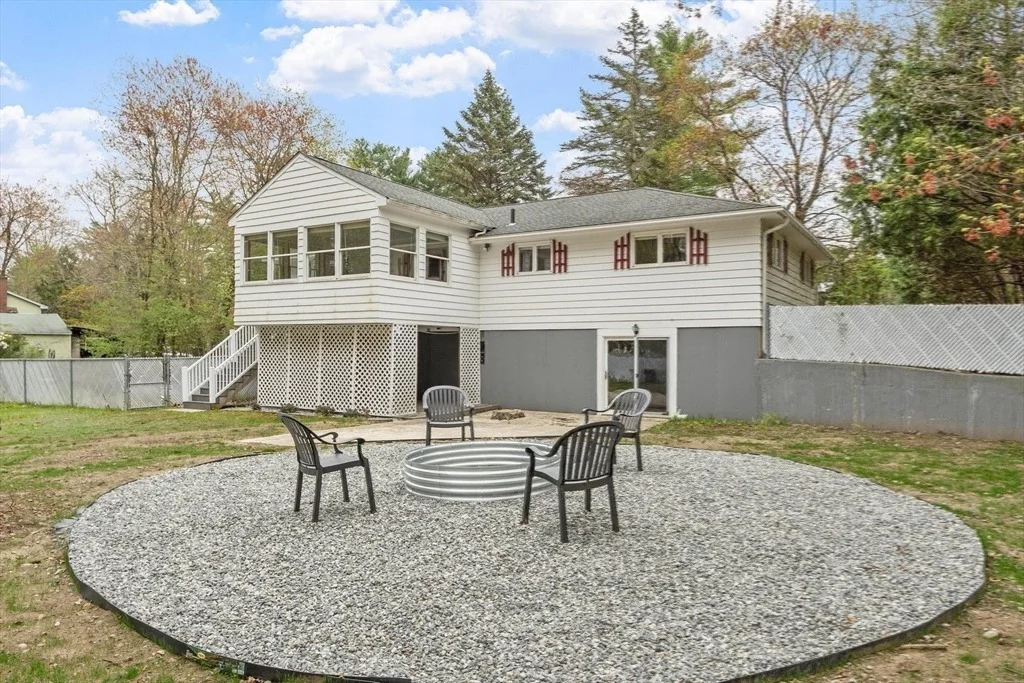Photo of 108 Lowell Rd
