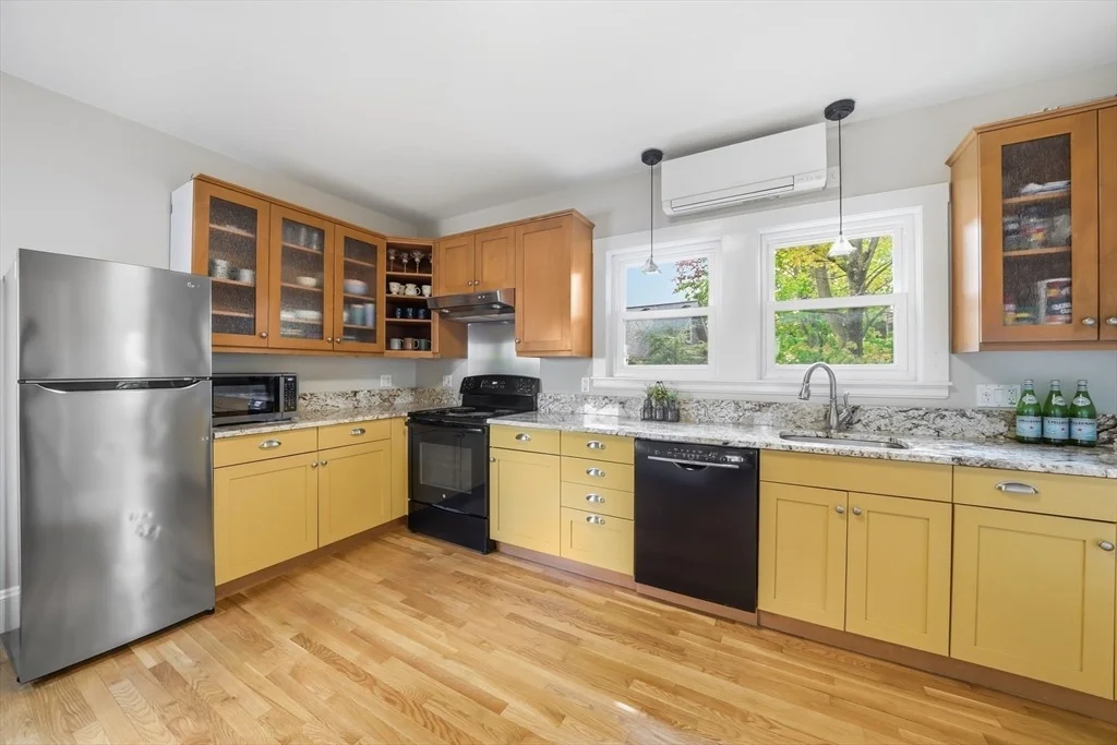 Photo of 45 Sunset Rd