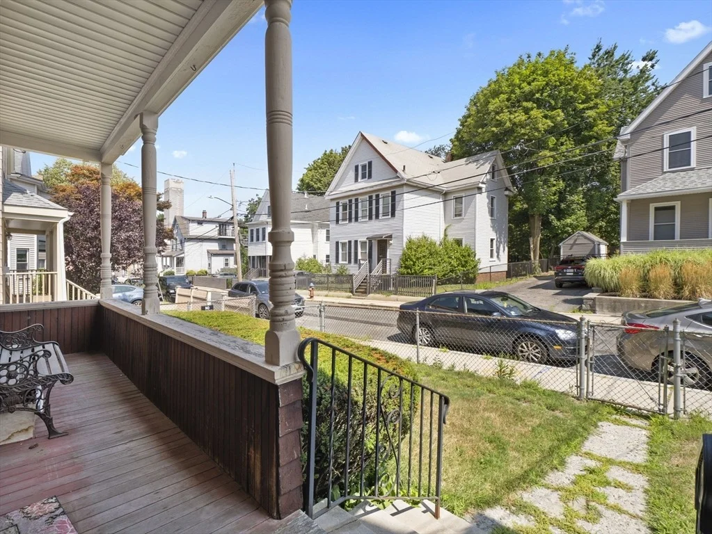 Photo of 27 Alpine St