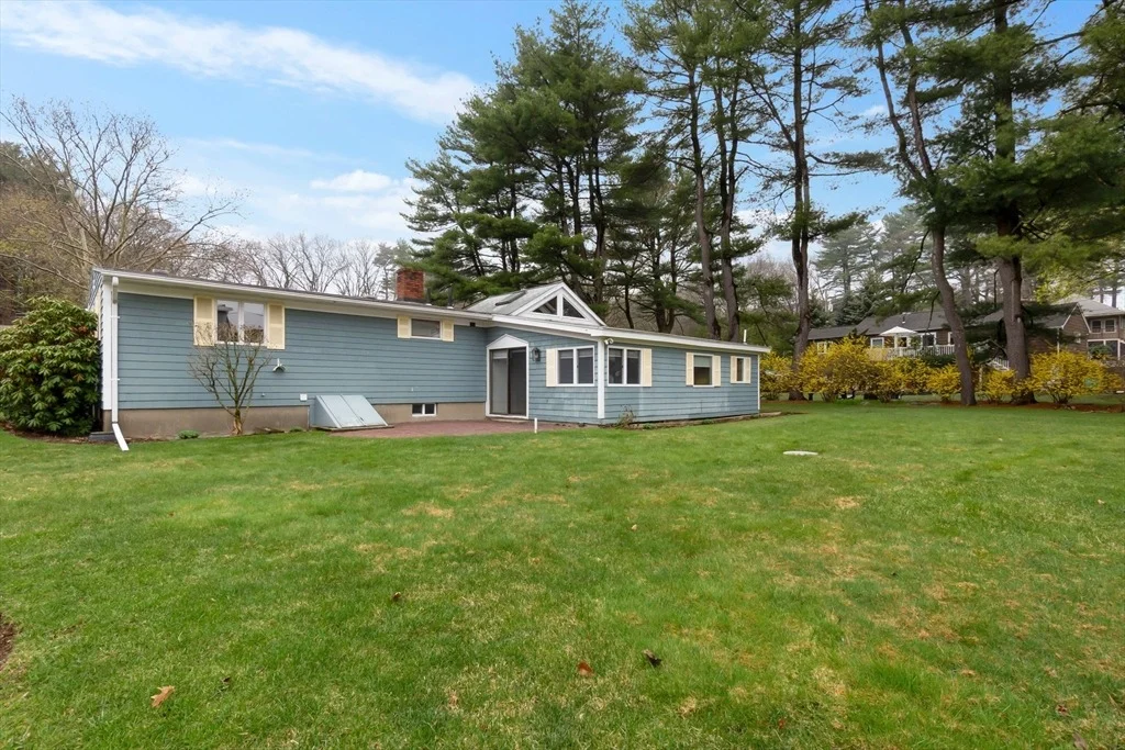 Photo of 2 Standish Road