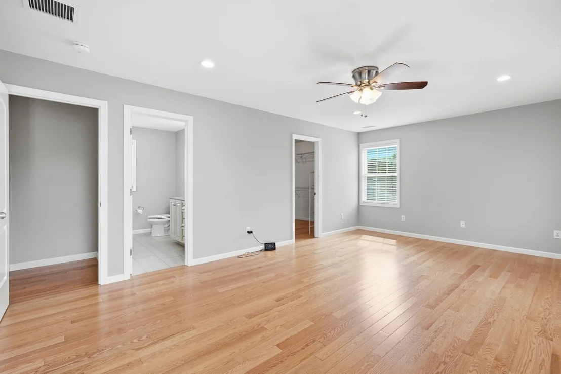 Photo of 37 Wells St