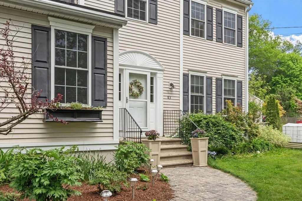 Photo of 83 Pleasant St