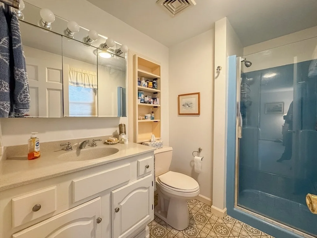 Photo of 2 Scott Ln