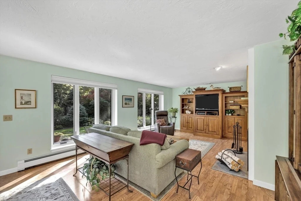 Photo of 17 Thatcher Holway Road