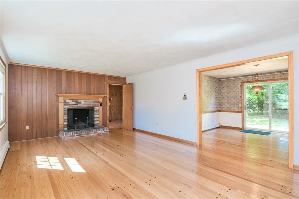Photo of 208 Rolling Ridge Rd