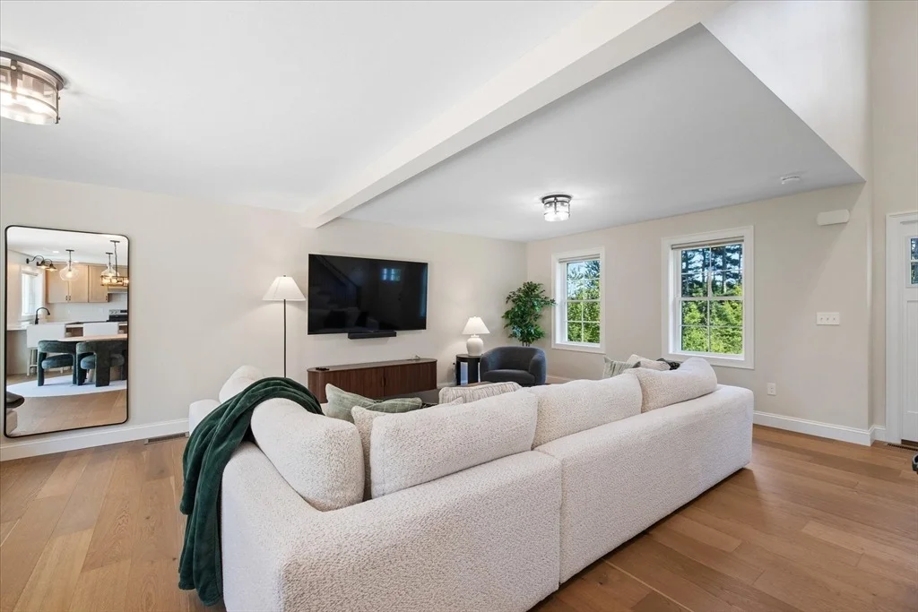 Photo of 140 Willard Road