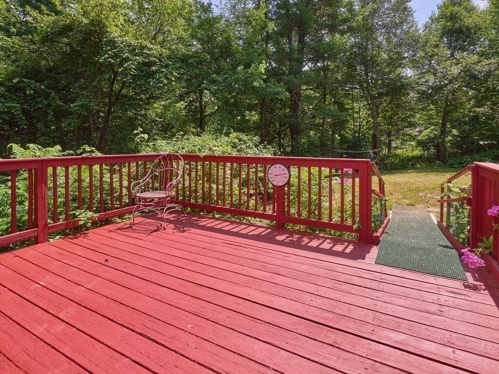 Photo of 189 Maple Avenue