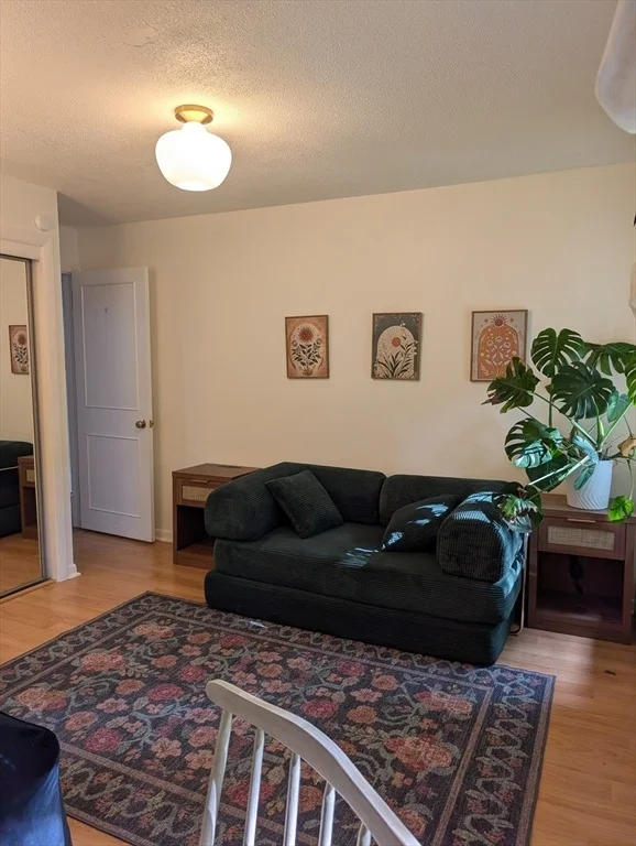 Photo of 37 Brookside Dr
