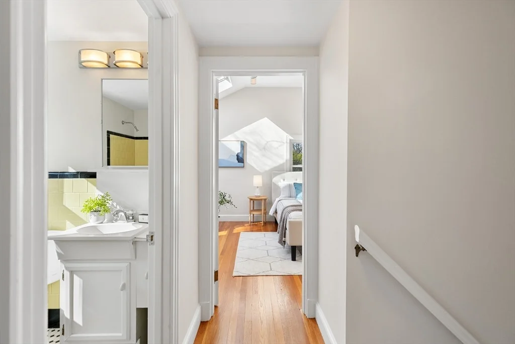 Photo of 115 Gloucester St
