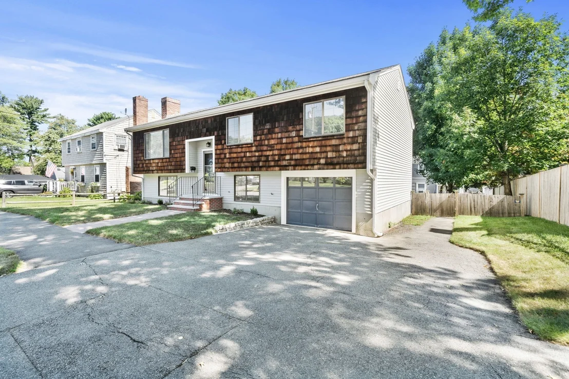 Photo of 95 Standish Rd