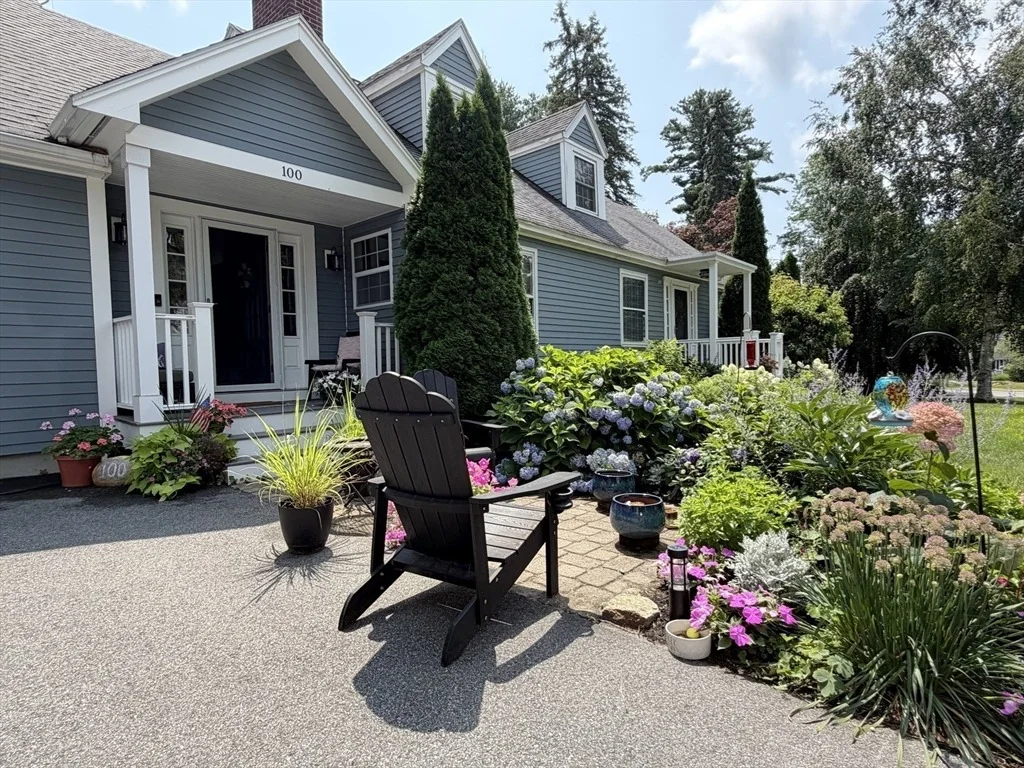 Photo of 100 Sutton Hill Rd