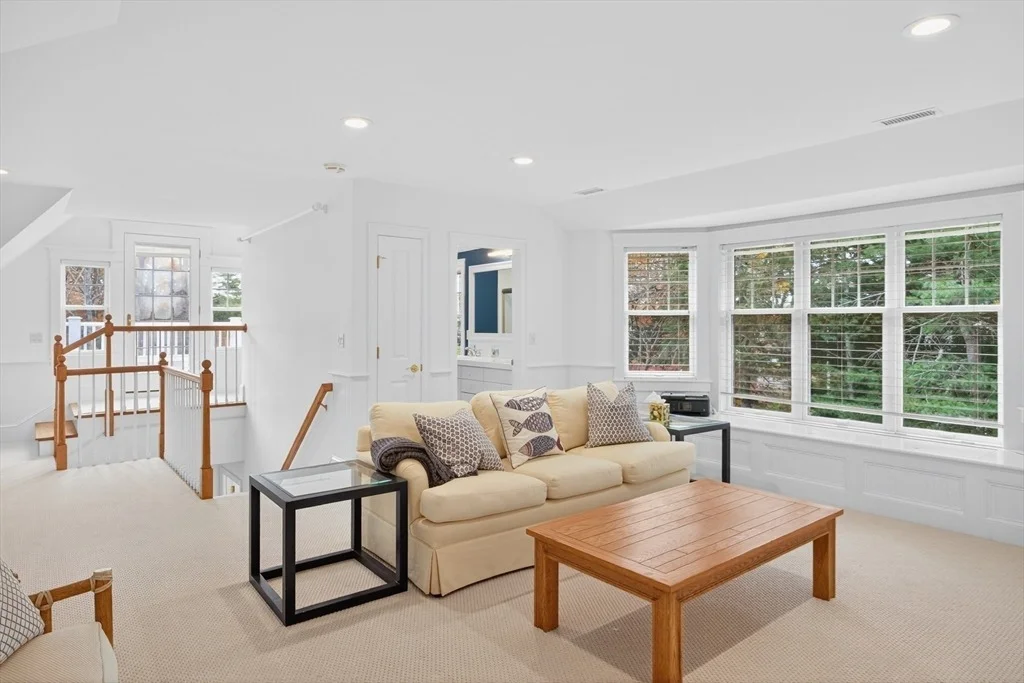 Photo of 405 Bridge Street