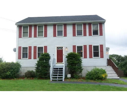 Photo of 280 N Broadway