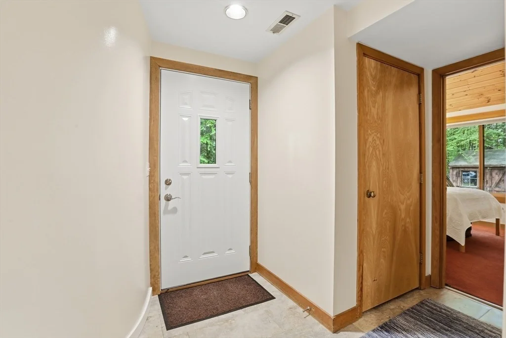 Photo of 39 Hog Hill Road