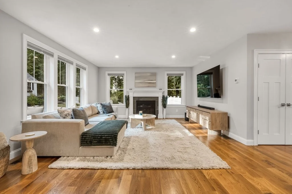 Photo of 540 Pulaski Boulevard