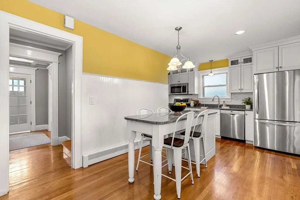 Photo of 62 Parkview Ave